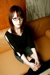 Japanese Model Enjoys Demonstrating Off Her Body In Undie And Having Fun Peekaboo Pussy