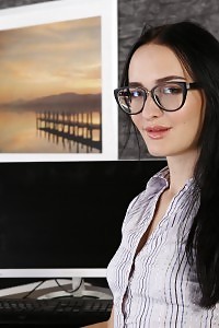 Sasha Sparrow Orgasms With 2-way Sex Toy