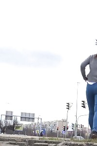 Teresa Bizarre Squats And Pisses In Outdoor