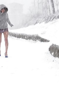 Inviting Babe Melts Snow As She Pisses Outside