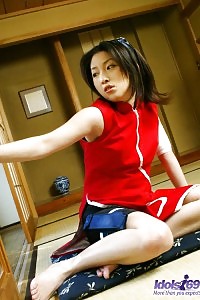 Wild Saeki Likes Jerking Off With A Piece Of Stuff In Her Nude Pussy