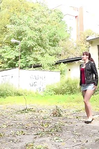 Amanda Hill Relieves Herself In The Woods