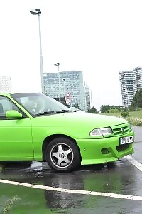 Public Peeing For Black Haired Queen In Denims